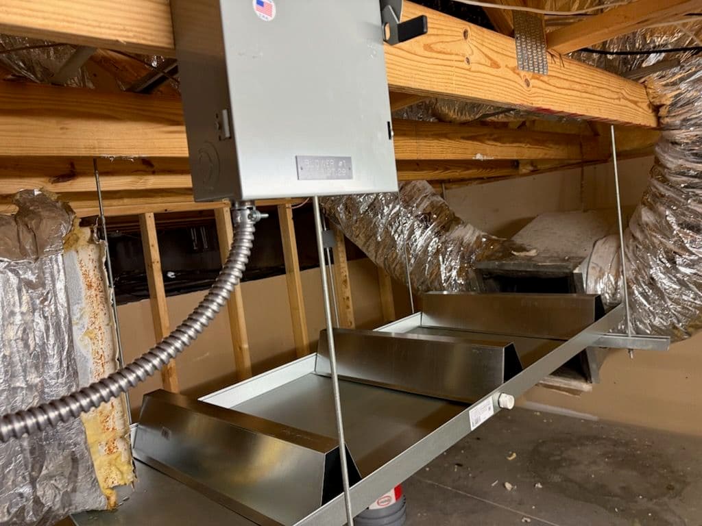 Gallery photos for Keeping It Cool and Cozy at Your 24/7 Mart: Image #1