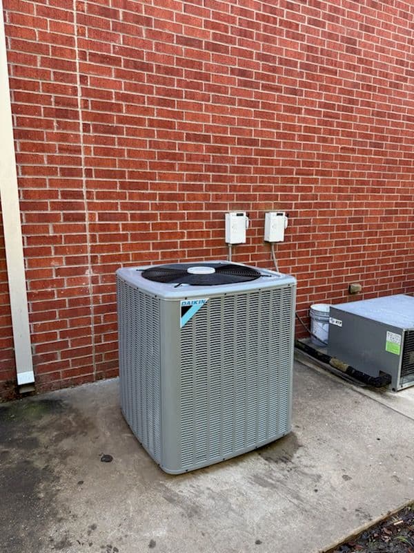 Gallery photos for Keeping It Cool and Cozy at Your 24/7 Mart: Image #2